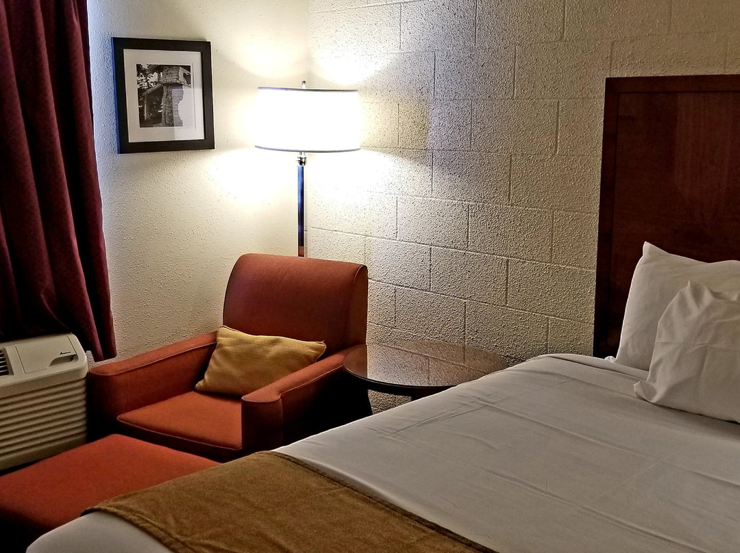 Cedar Inn Motel主图