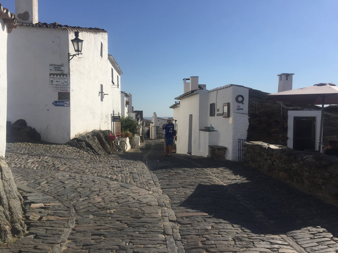 Monsaraz Castle and Walls景点图片