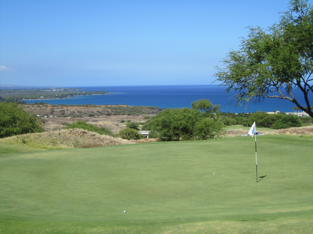 哈普那王子高尔夫球场-卡慕也拉必去景点