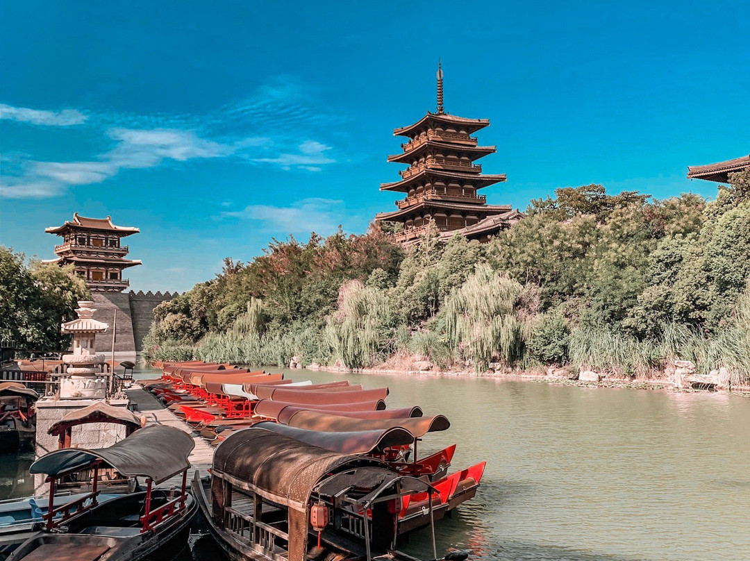 襄阳唐城影视基地-襄阳市必去景点