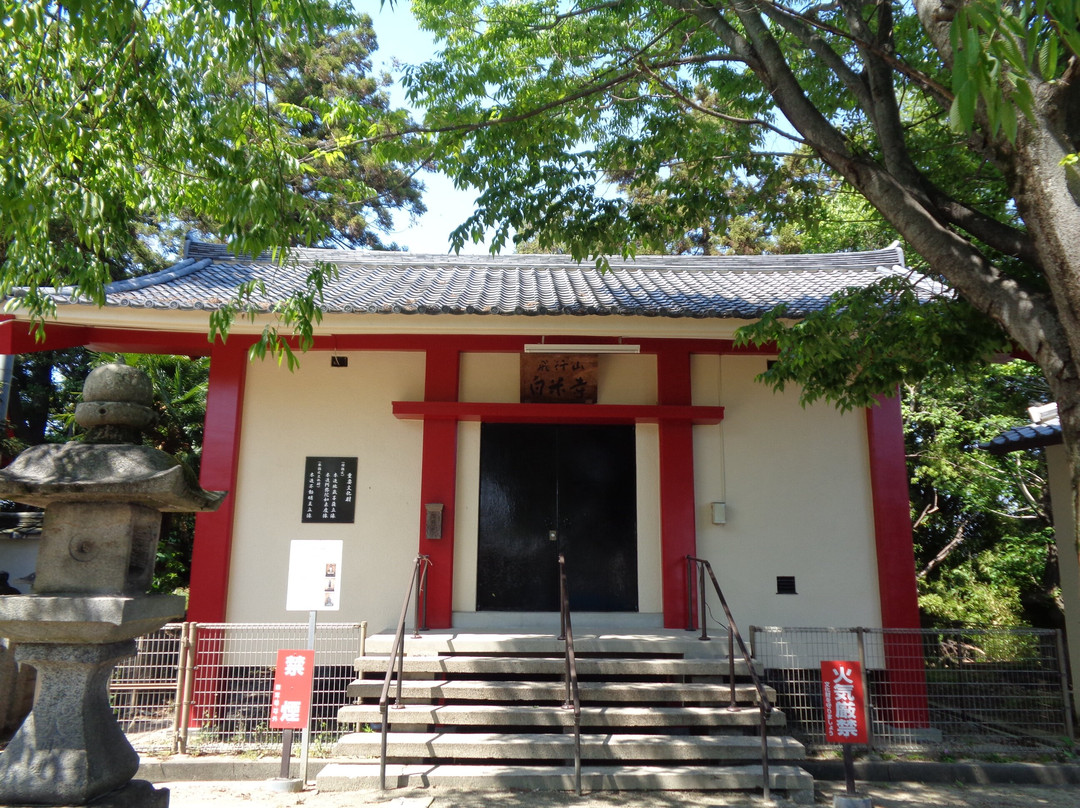Old Hakumai-ji Temple Shuzoko
