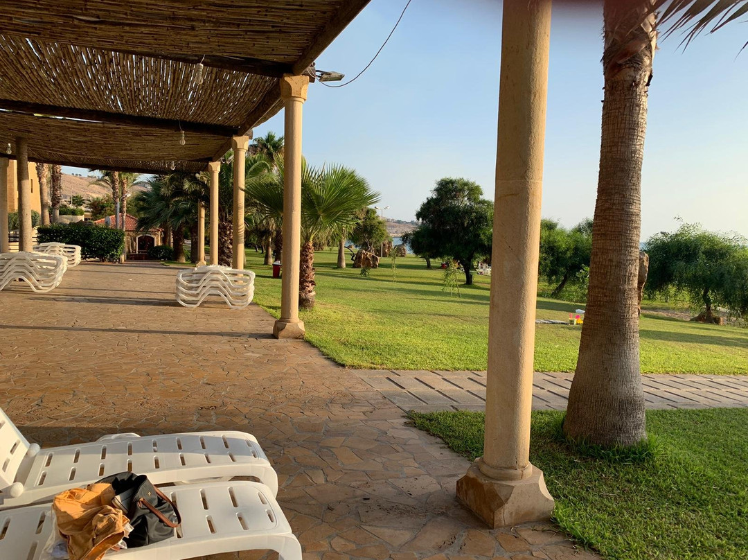 Jiyeh Marina Resort Hotel & Chalets主图