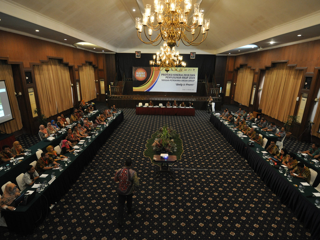 沙努尔皇家酒店主图