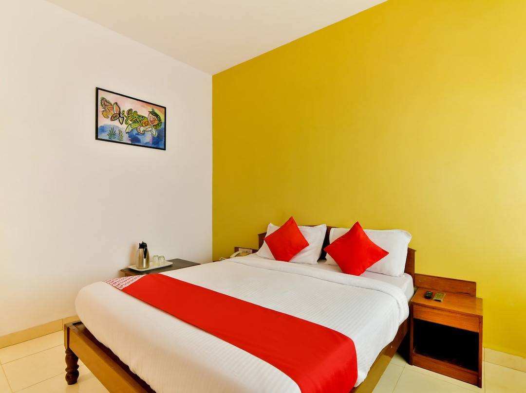 Oyo Hotel Mayura Novacity主图