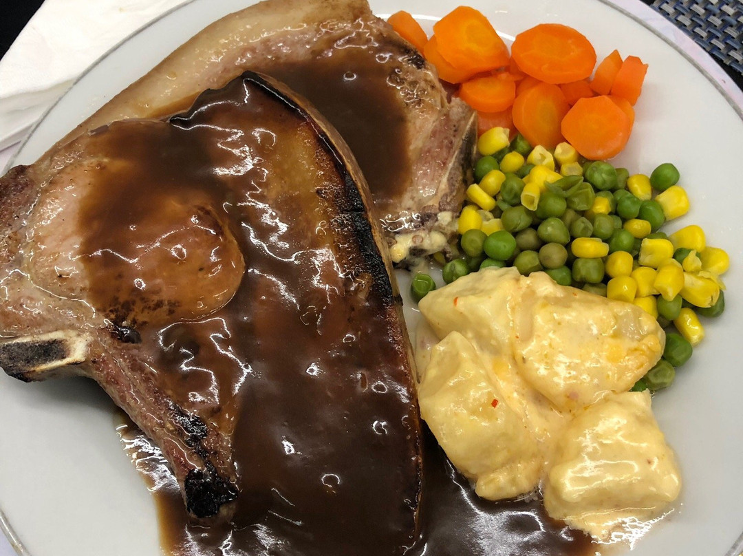 Dingo餐馆和美食-Bluff Hotel Pub