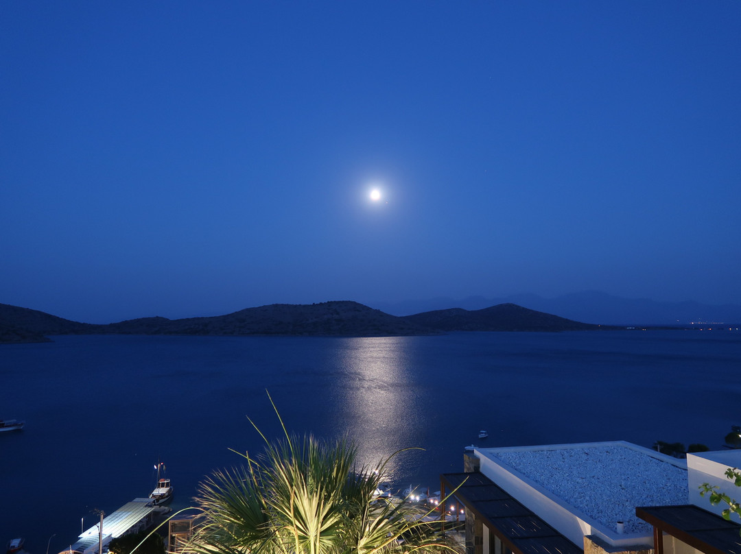 Royal Marmin Bay Boutique & Art Hotel主图