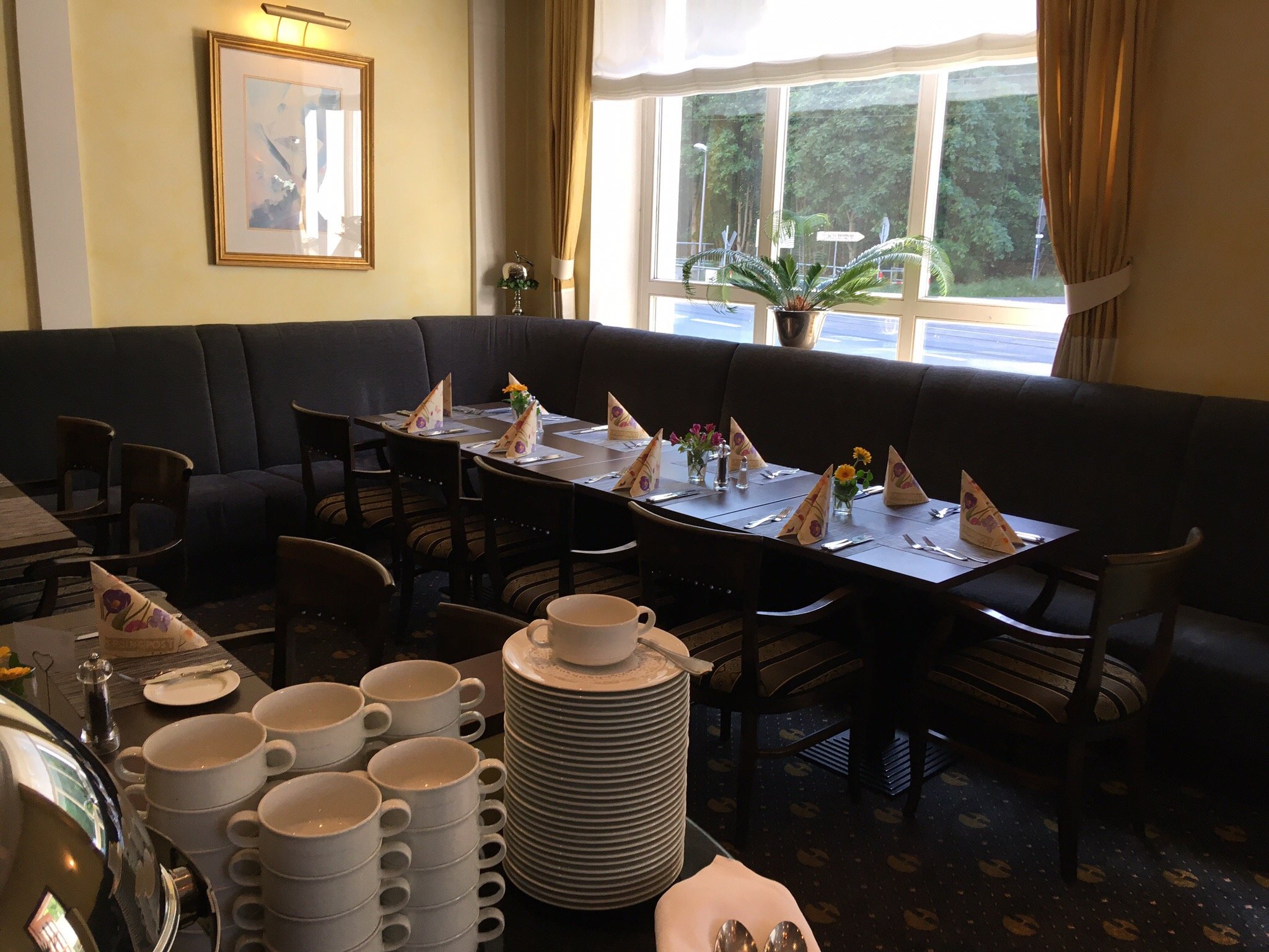 Parkhotel Am Taunus-官方