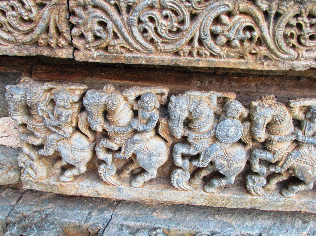 Kedareswara Temple景点图片