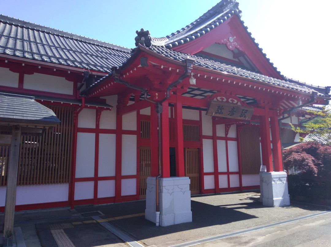 Yahiko Station景点图片