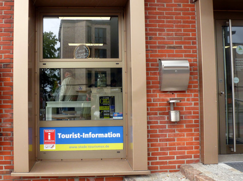 Tourist-Information am Hafen-施塔德必去景点
