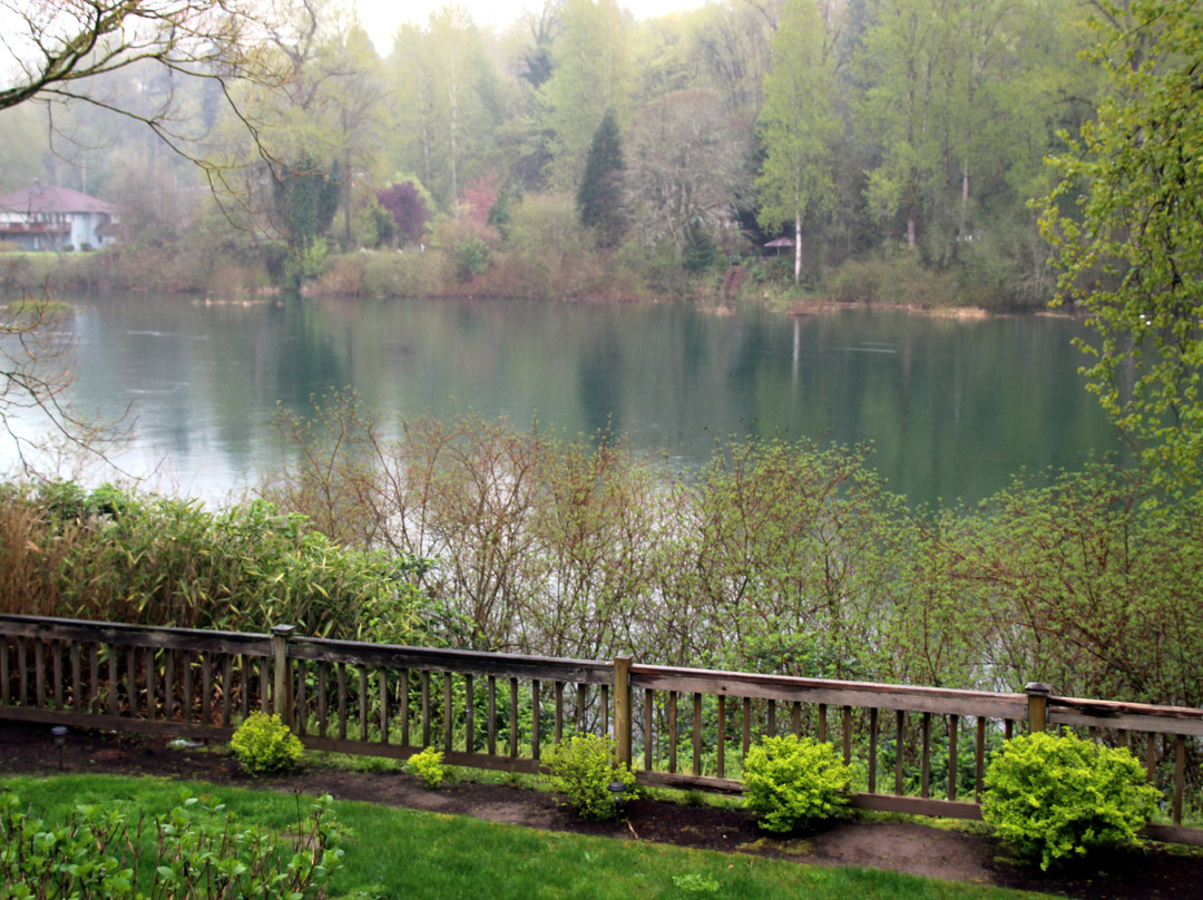 Lewis River Inn主图