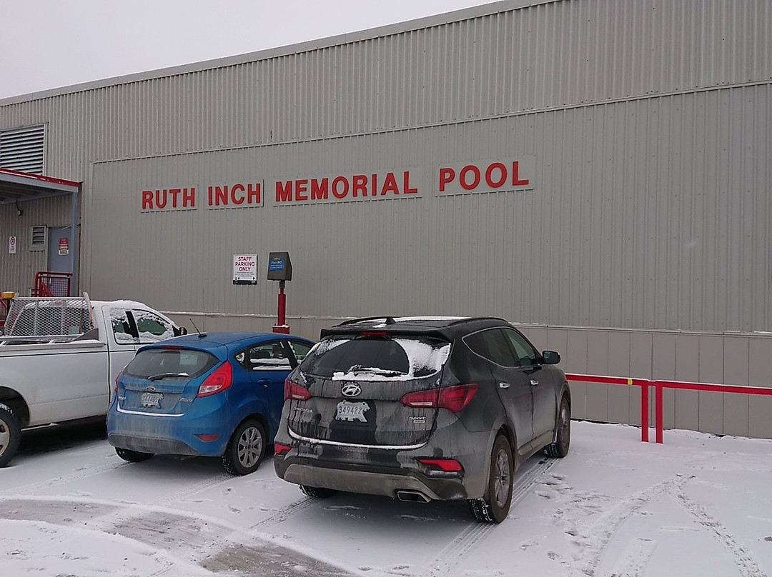 Ruth Inch Community Pool景点图片