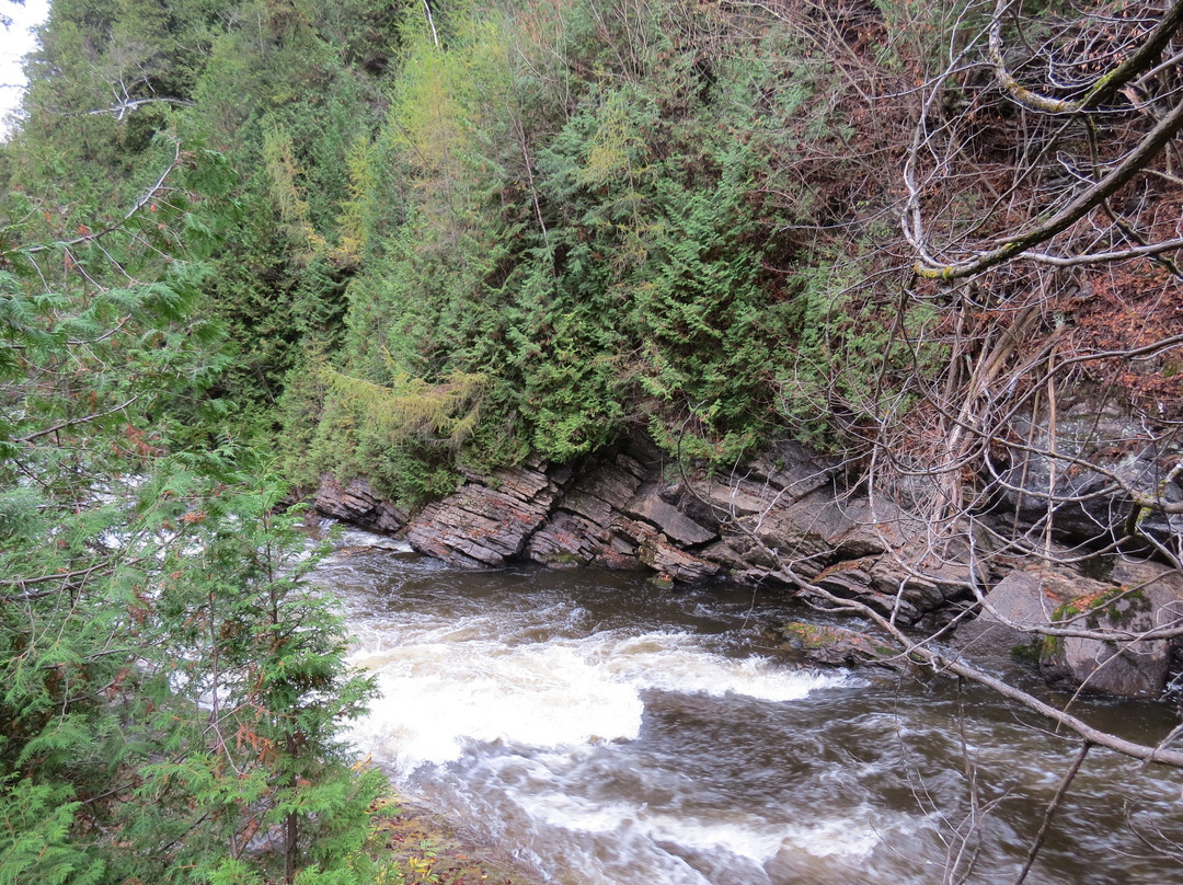 Site Géologique de la Gorge de la Rivière Saint-Charles-魁北克市必去景点