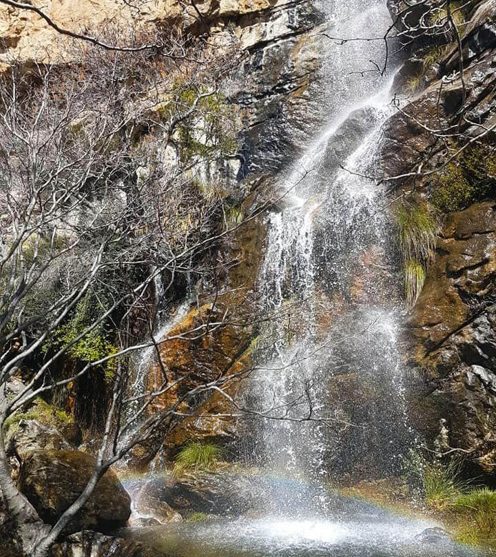 Routsouna's Waterfall景点图片