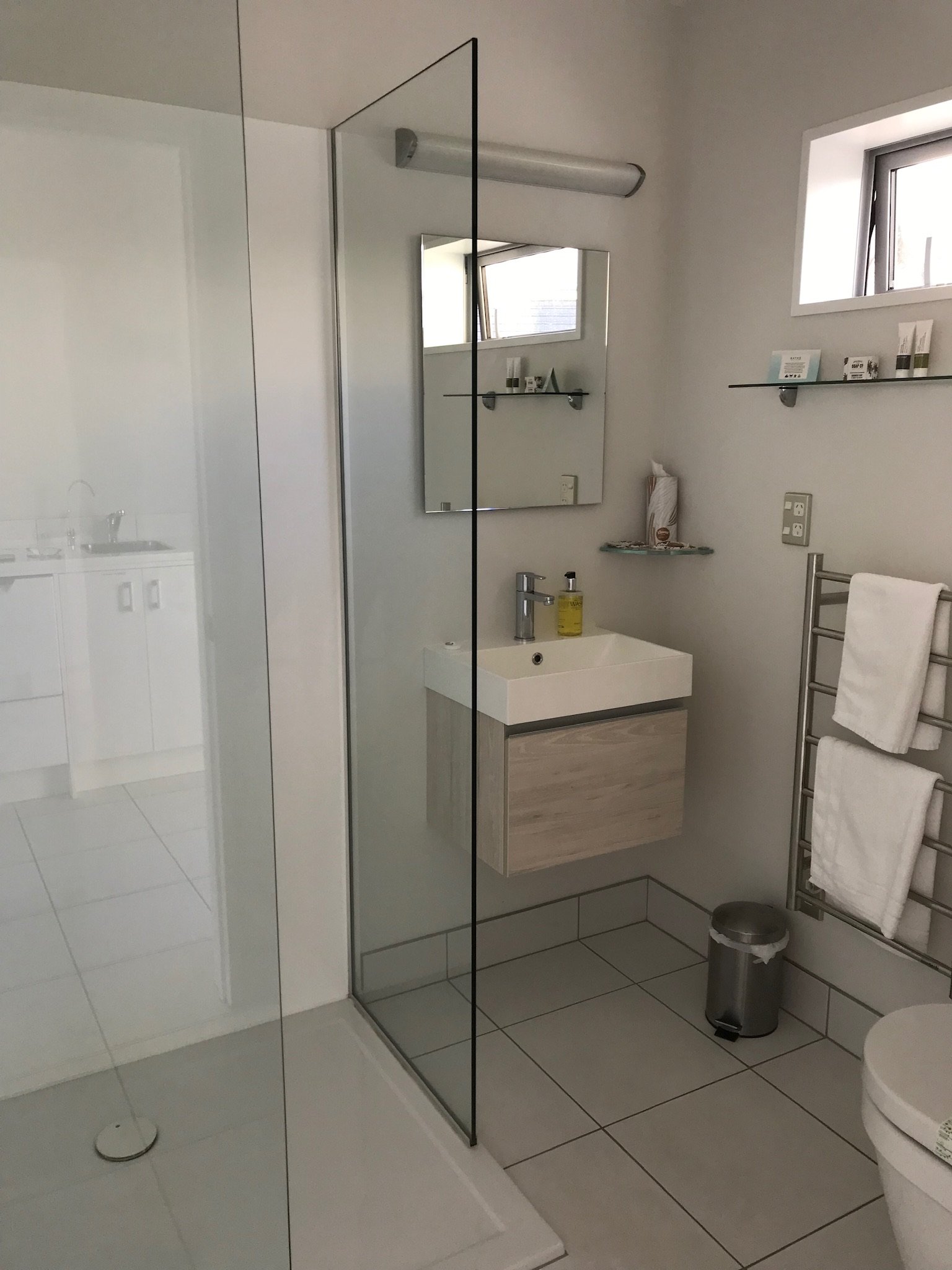 Carters by the Sea Beachside Apartments-浴室