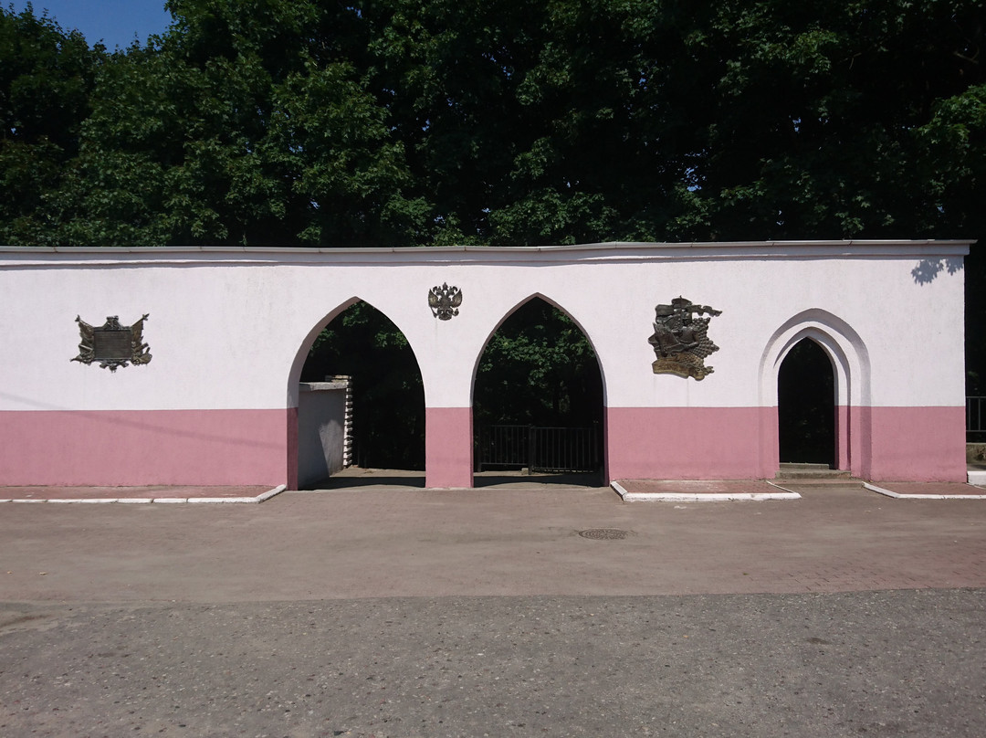 Memorial Sign in the Honour of the Russian Troops Parade景点图片