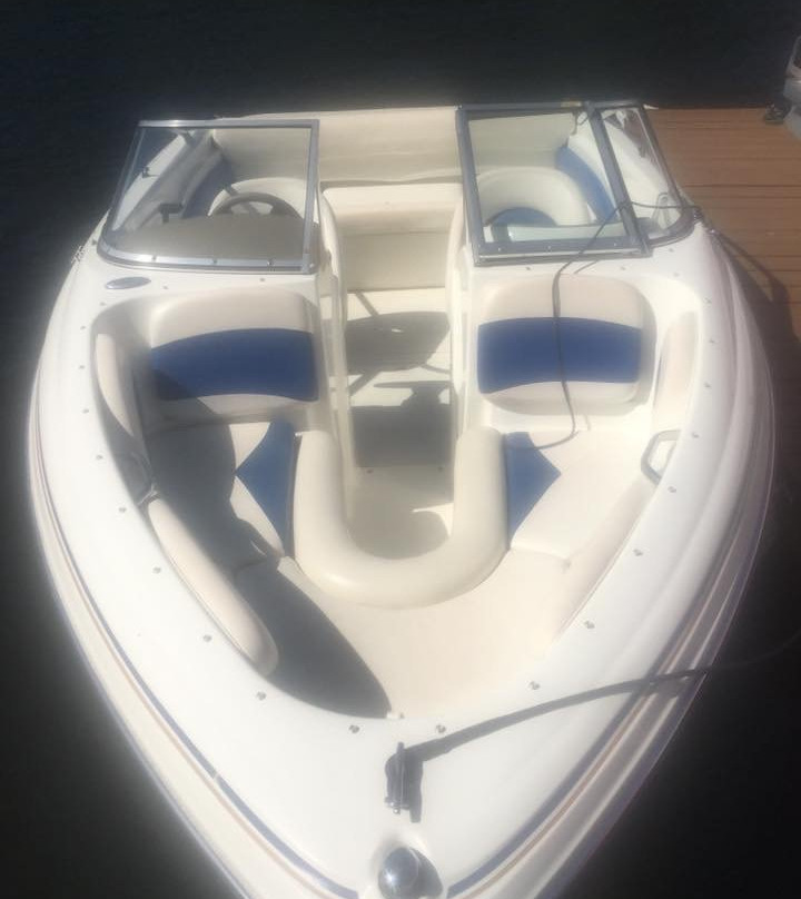 Lakefront Landing Marina Boat Rentals景点图片