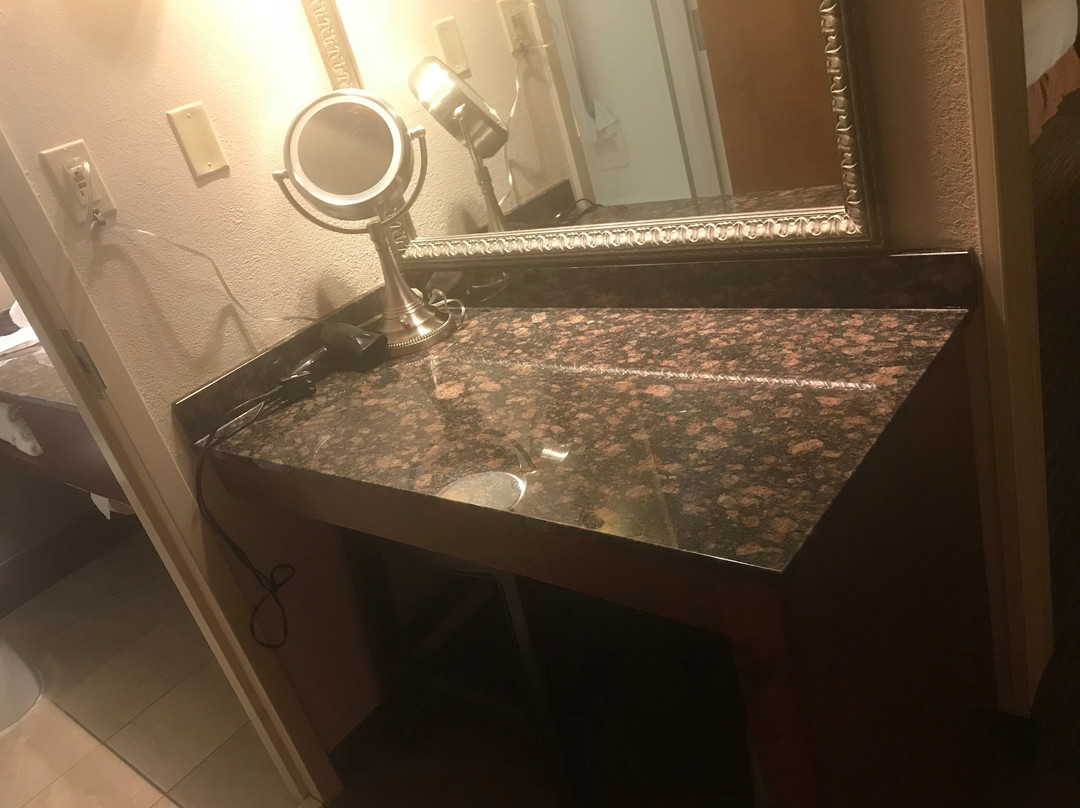 Greenstay Hotel & Suites主图