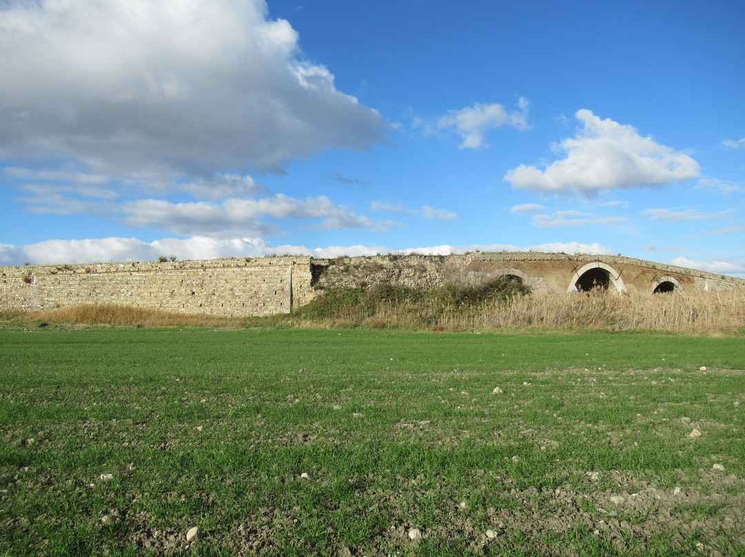 Ponte Romano-Sant'Agata di Puglia必去景点