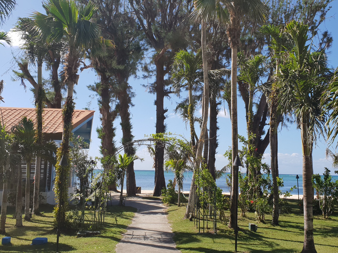 哈发代海滨酒店主图