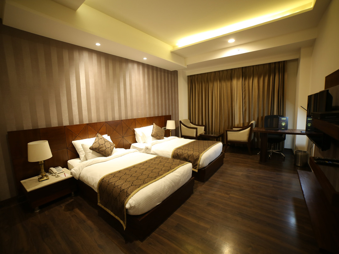 Hotel Imperia Suites主图