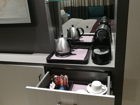 哈博罗安凡尼博彩度假酒店主图