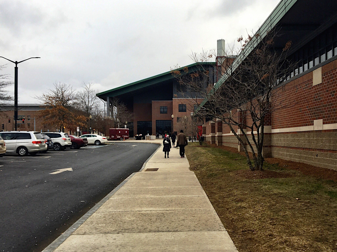 Mullins Center-艾姆赫斯特必去景点