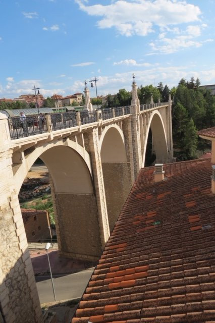 Viaducto Viejo o de Fernando Hue-特鲁埃尔必去景点