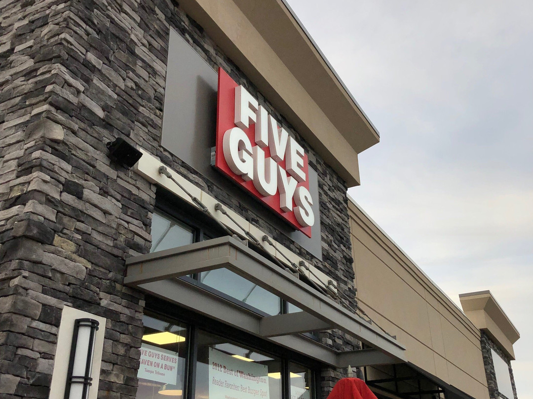 Lake Arbor餐馆和美食-Five Guys