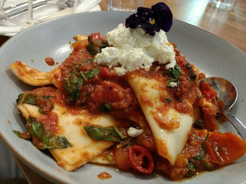 Milanos Restaurant & Pizzeria