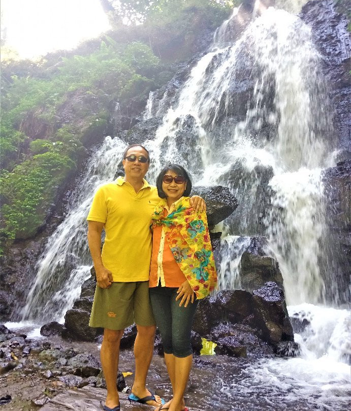 Watu Lumpang Waterfall景点图片