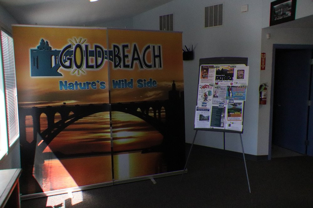 Gold Beach Visitors Center景点图片
