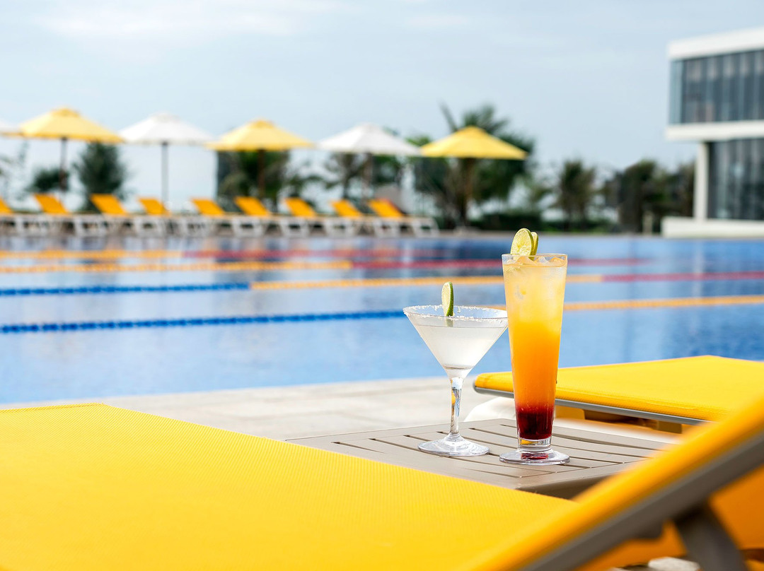 Oceanami Villas & Beach Club主图