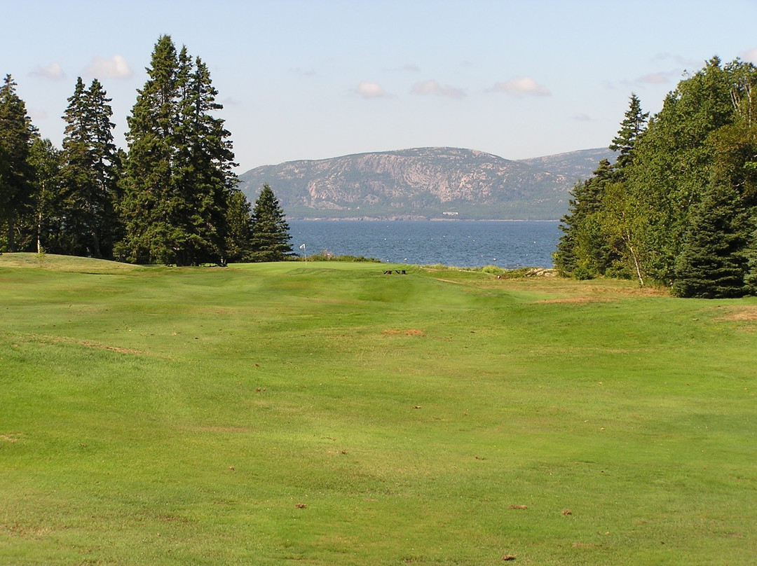 Grindstone Neck Golf Course景点图片