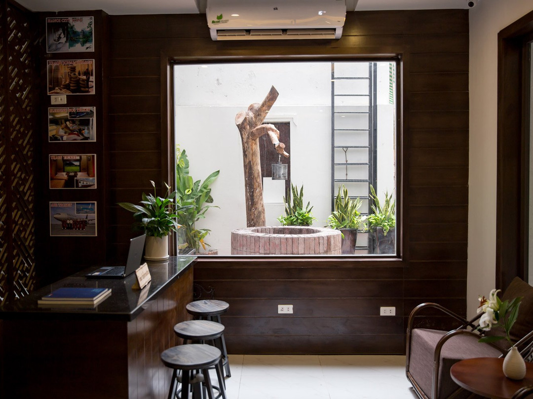 Ancient Lane Hotel主图