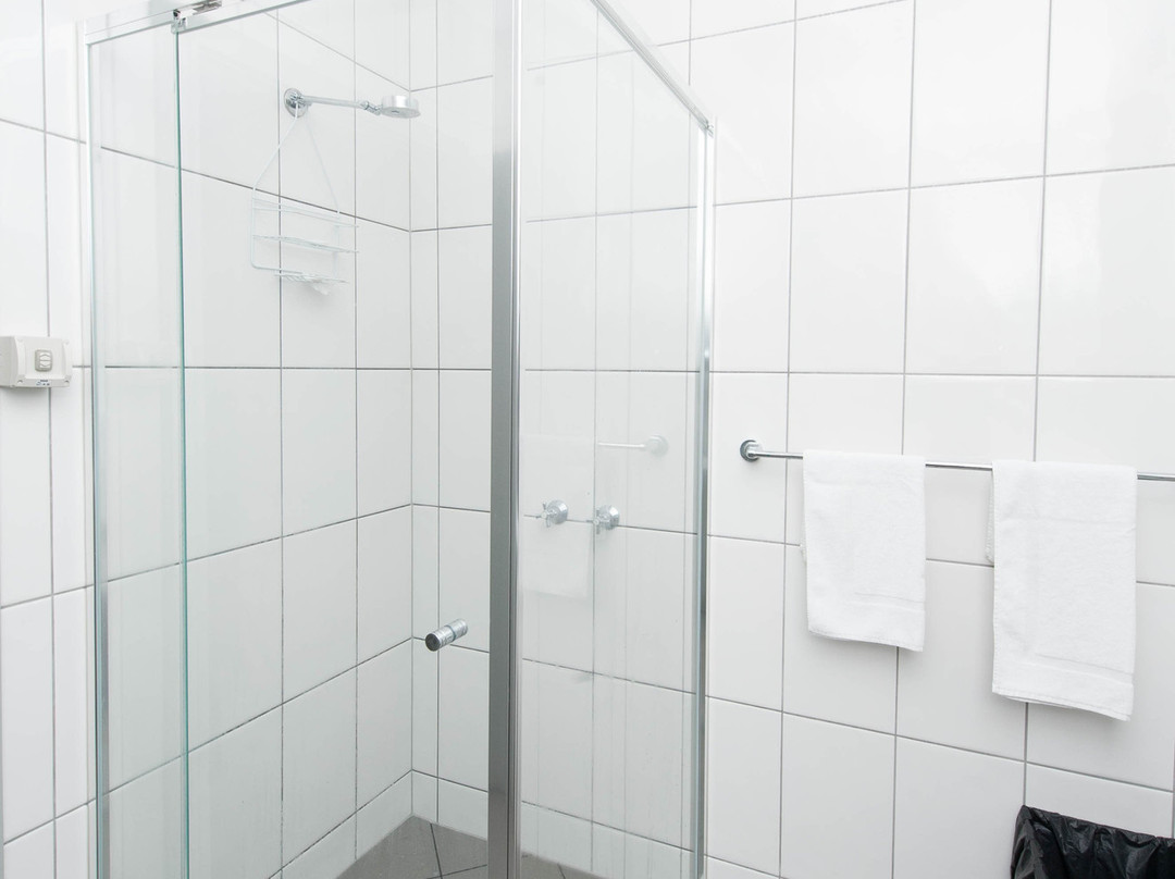 Riverina Hotel主图