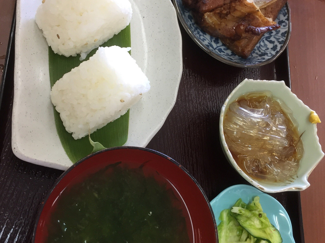 笹川流れ 地魚処天ぴ屋