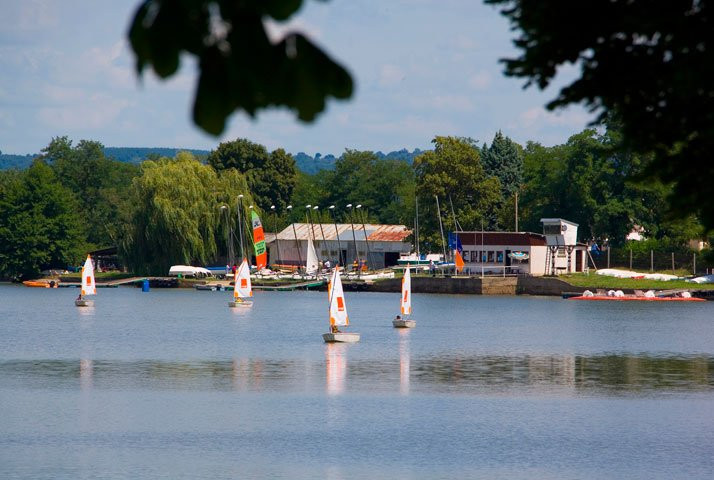 Etang de Sault-Premilhat必去景点