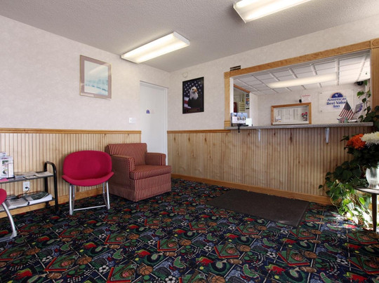 Americas Best Value Inn Macomb主图