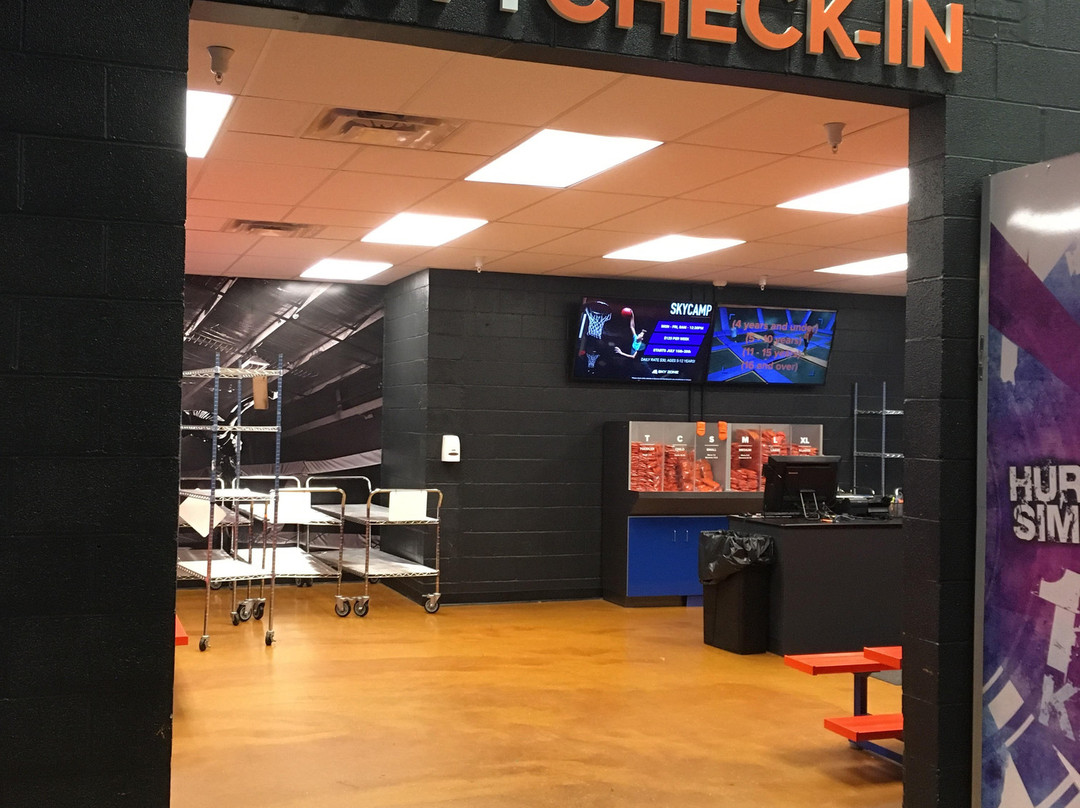 Sky Zone Trampoline Park-Timonium必去景点