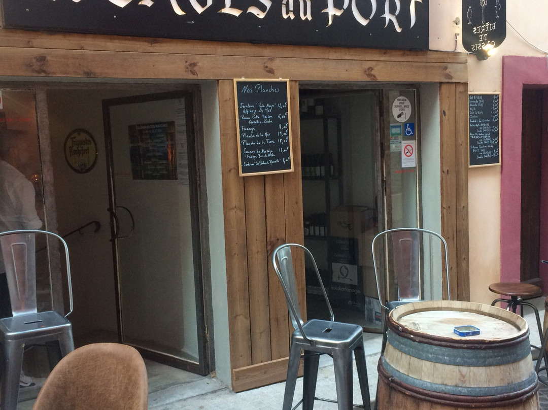Les Caves du Port