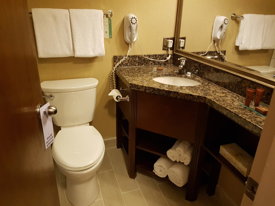 Prestige Vernon Lodge and Conference Centre主图