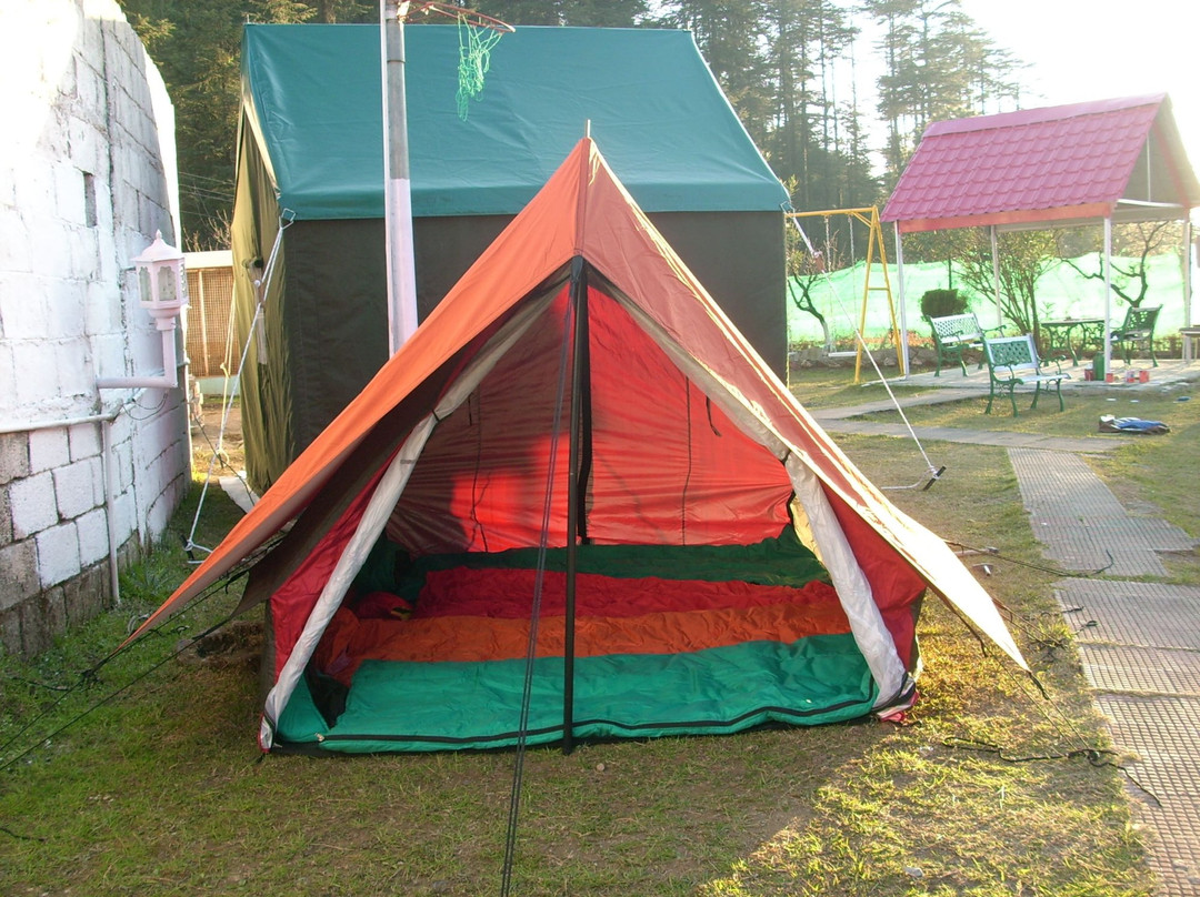 Golden Heights Residency主图