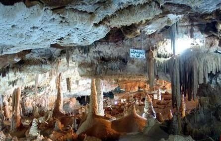 Katalekhor Cave景点图片