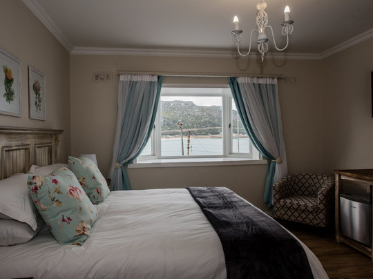 52 on Fish Hoek主图