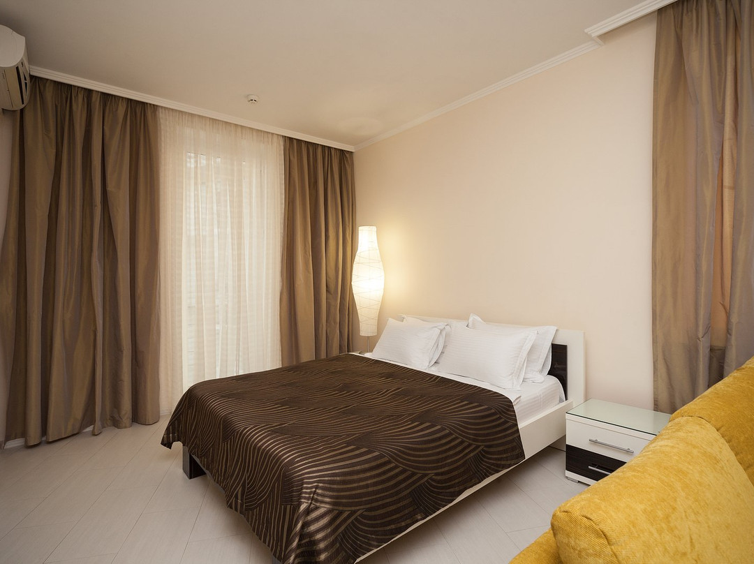 Priboi Beach Hotel主图