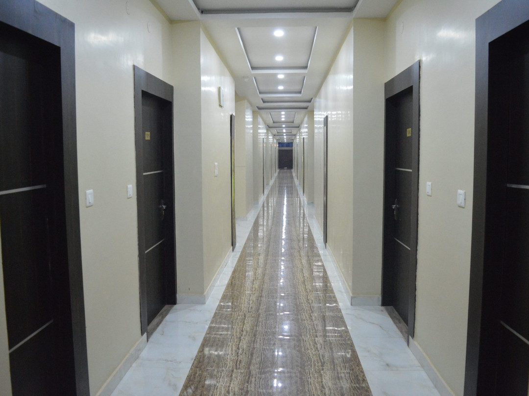 JK Rooms 125 Hotel Mariya International主图