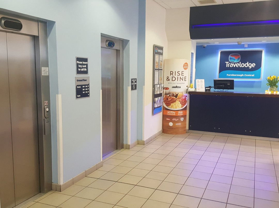 Travelodge Farnborough Central主图
