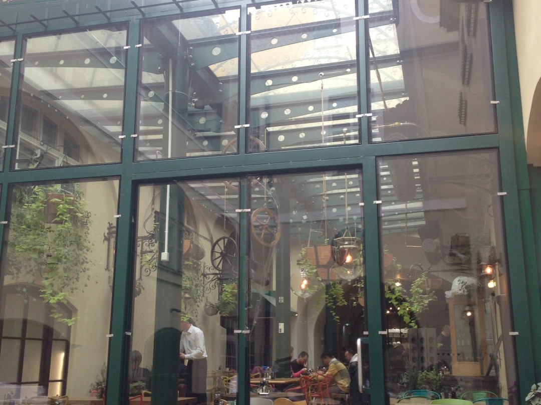 乌马尔瓦西亚旅馆主图