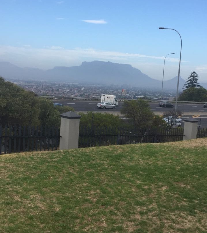 泰加尔谷普罗蒂亚酒店主图